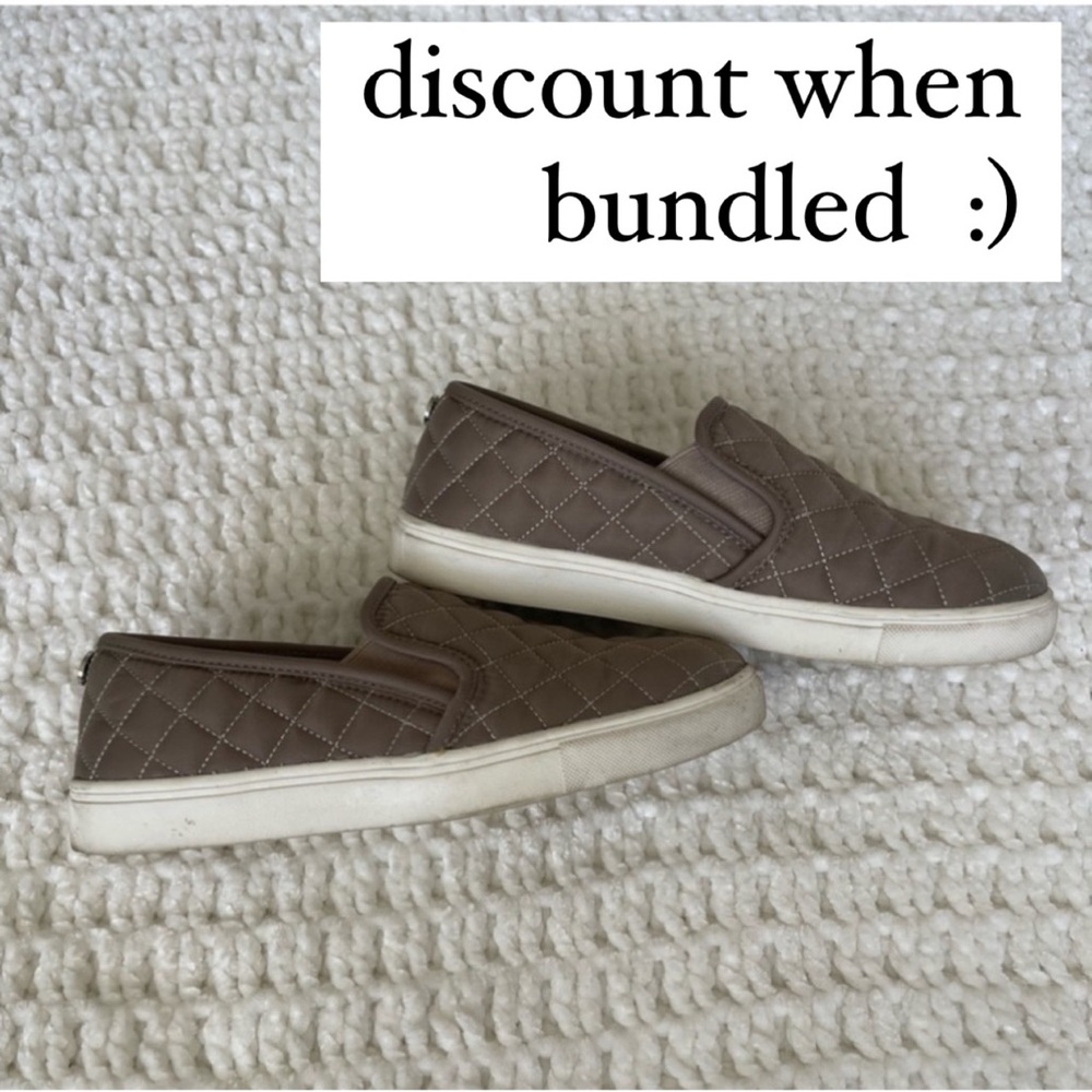 Cushionaire Quilted Taupe Slip-On Sneakers size 6